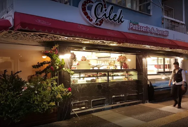 Çilek Pastanesi - Ulukent